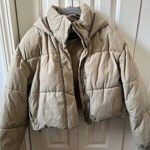 Zara Women's Beige Hooded Puffer Jacket